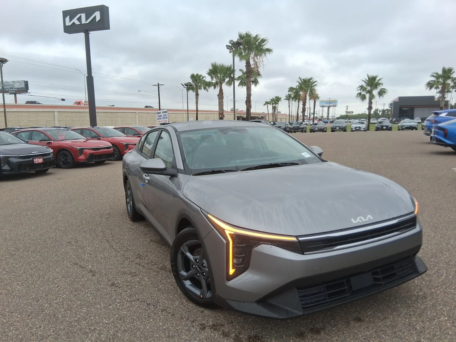 2026 Kia K4 LXS AT's photo