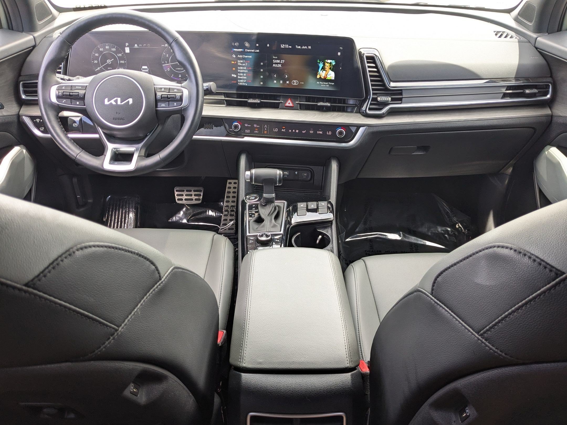 Certified Used 2025 Green Kia X-Pro image 30