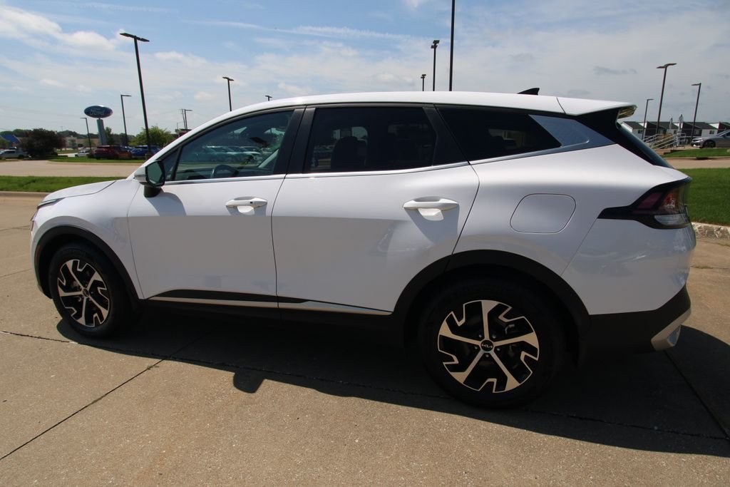 Used 2024 White Kia EX image 15