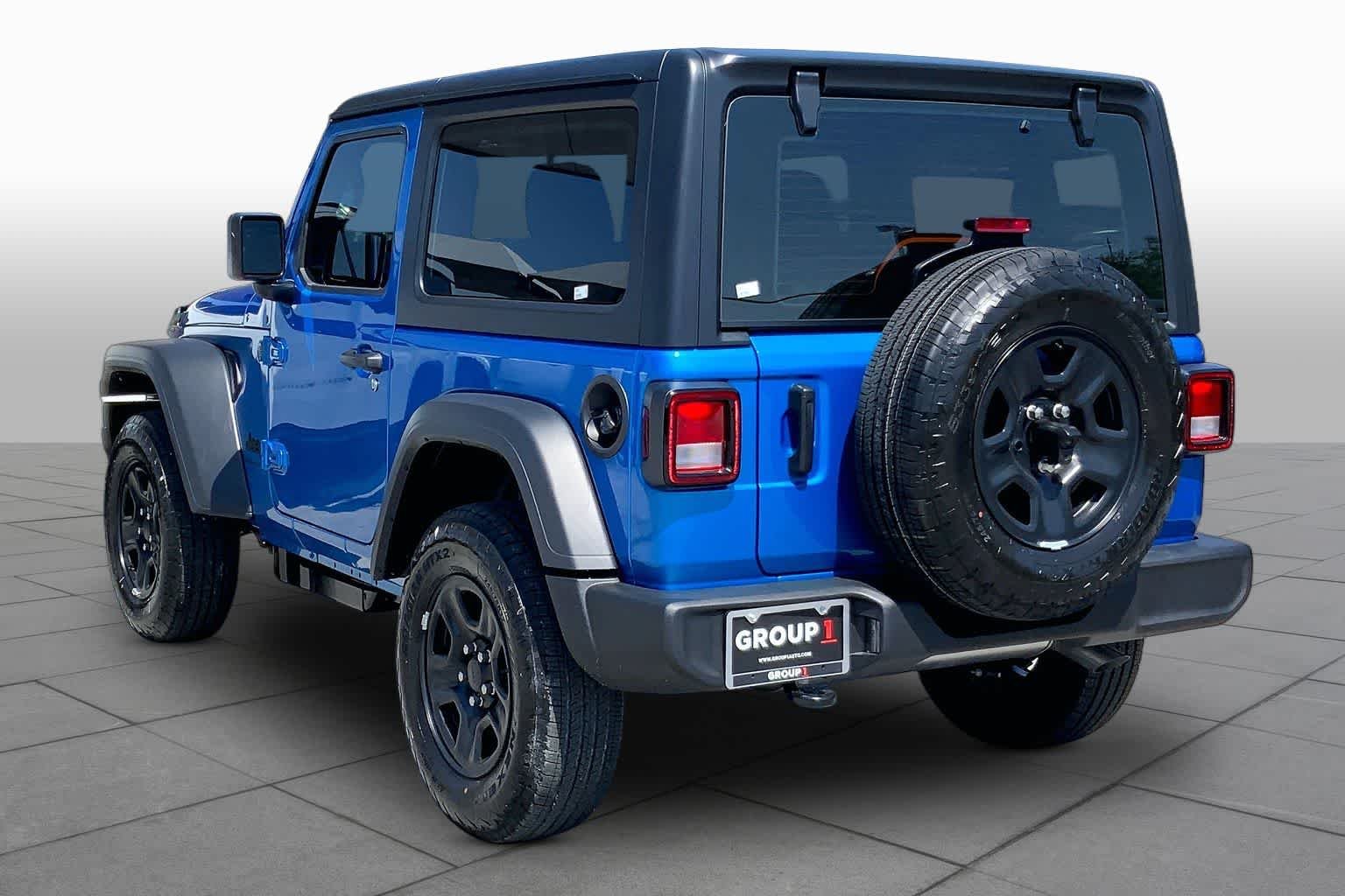 New 2026 Hydro Blue Pearl-Coat Exterior Paint Jeep Sport image 9
