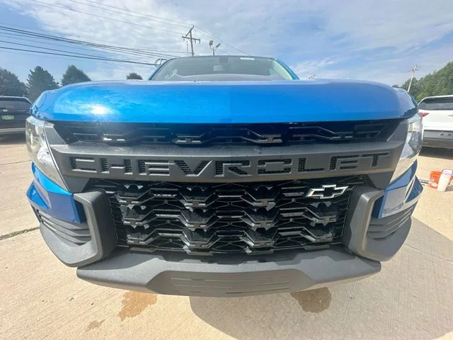 Used 2021 Blue Chevrolet ZR2 image 34