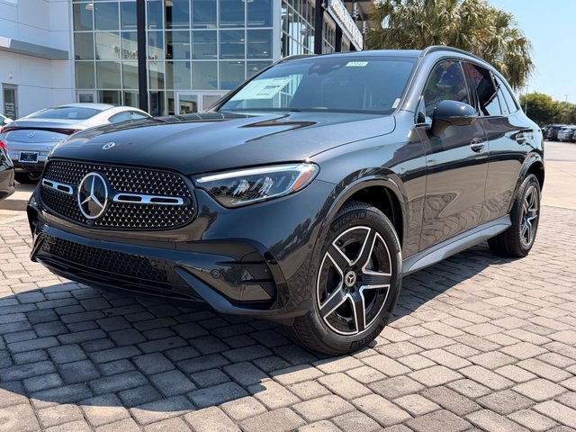 2027 Mercedes-Benz GLC GLC 300