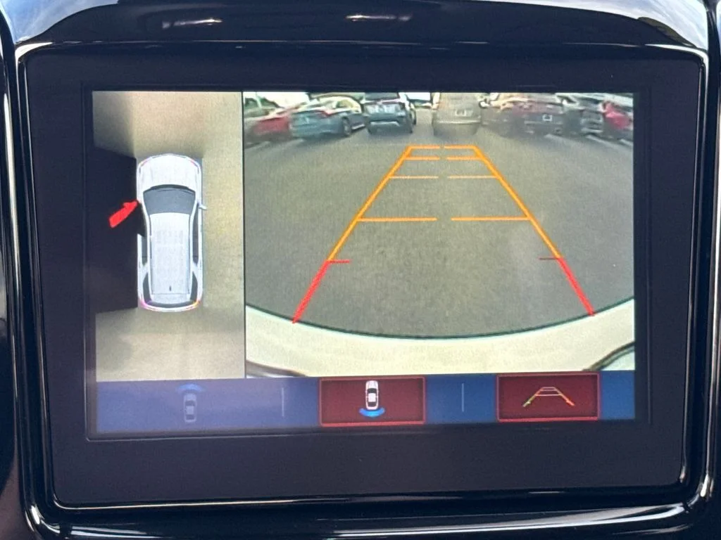 Used 2019 Summit White Chevrolet 3LT image 46