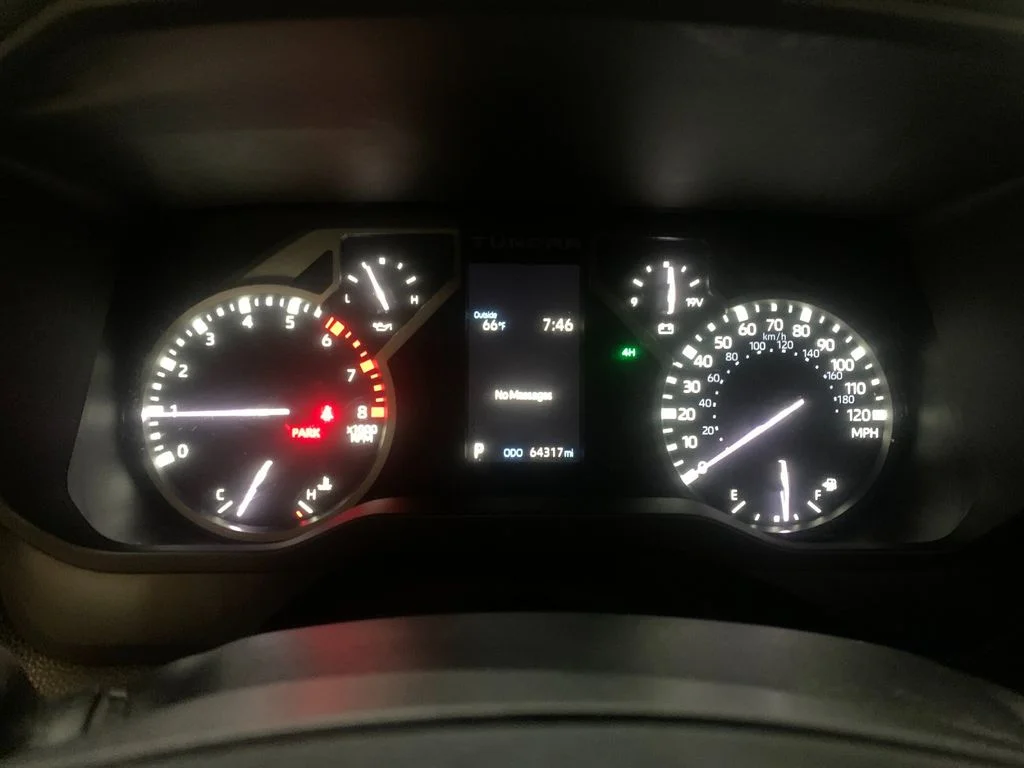 Used 2022 Gray Toyota SR5 image 28
