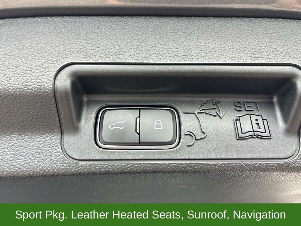 Used 2023 Gray Ford XLT image 15