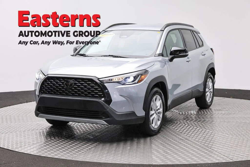 Used 2025 Silver Toyota LE image 1