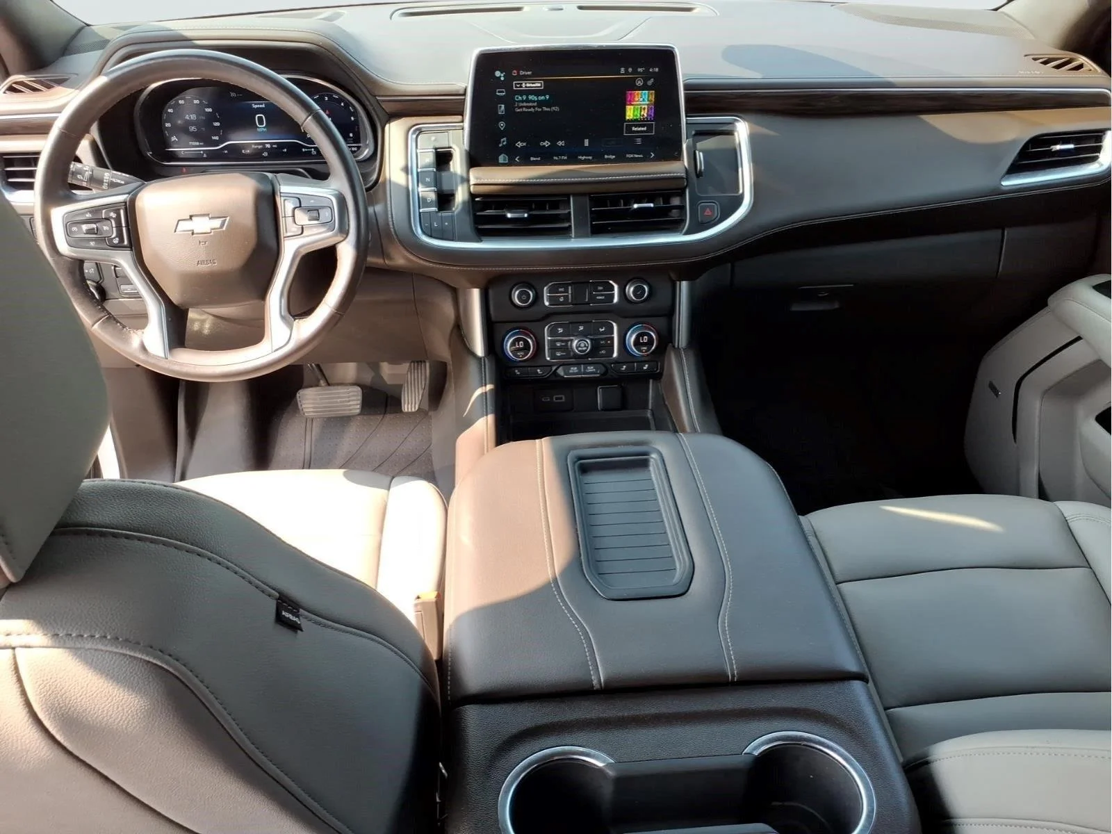 Used 2022 Summit White Chevrolet LT image 15