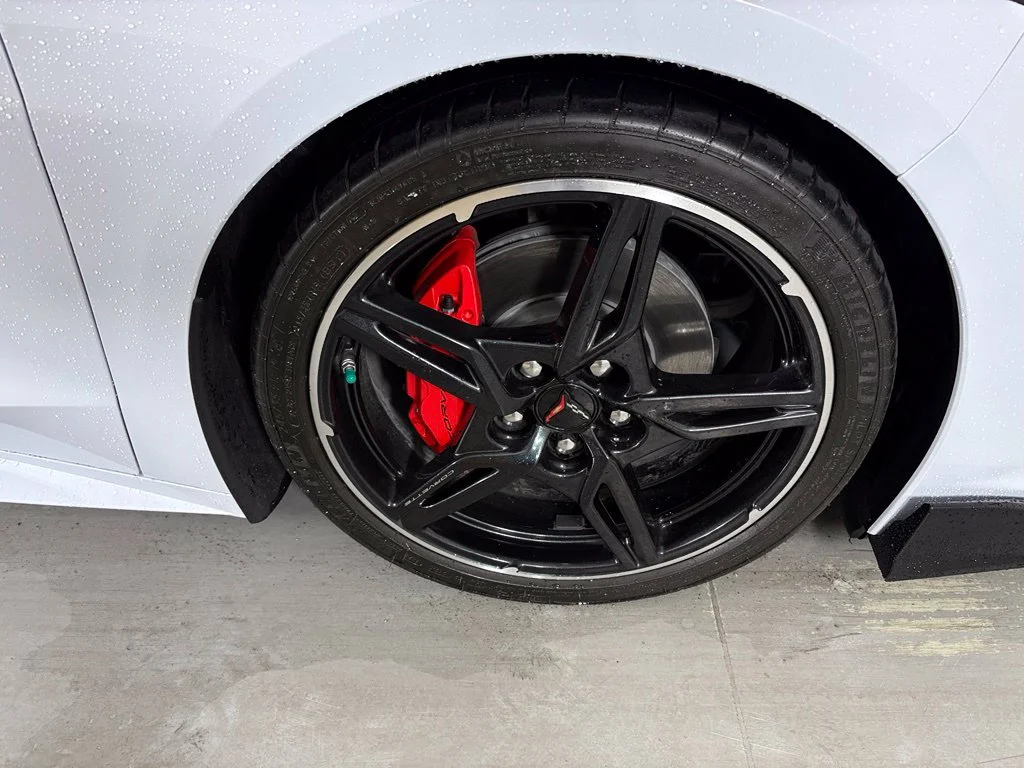 Used 2024 White Chevrolet Stingray image 20