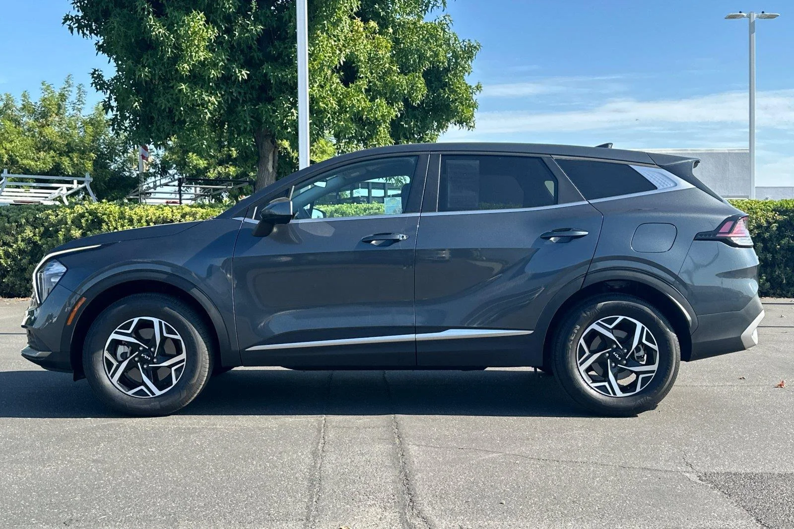 Used 2023 Gravity Gray Kia LX image 7