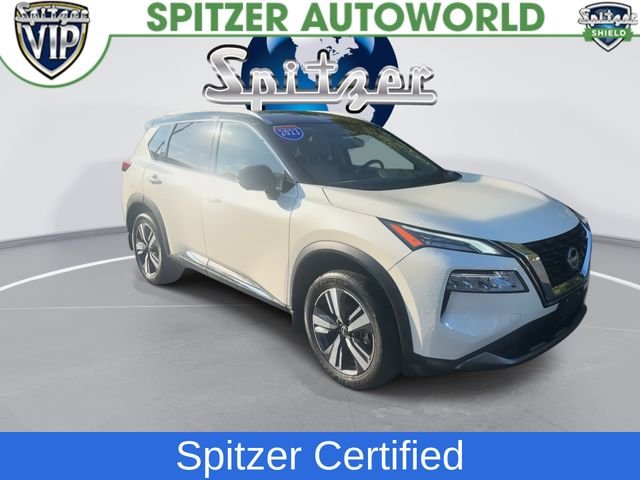 Used 2023 White Nissan SL image 2