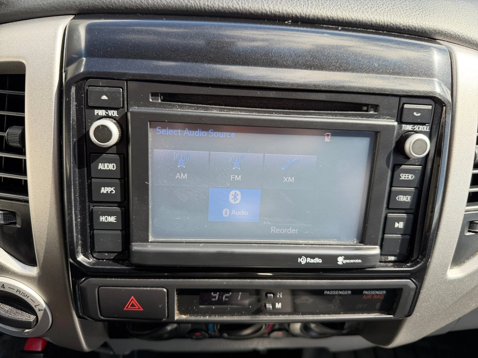 Used 2014 Super White Toyota Base image 28