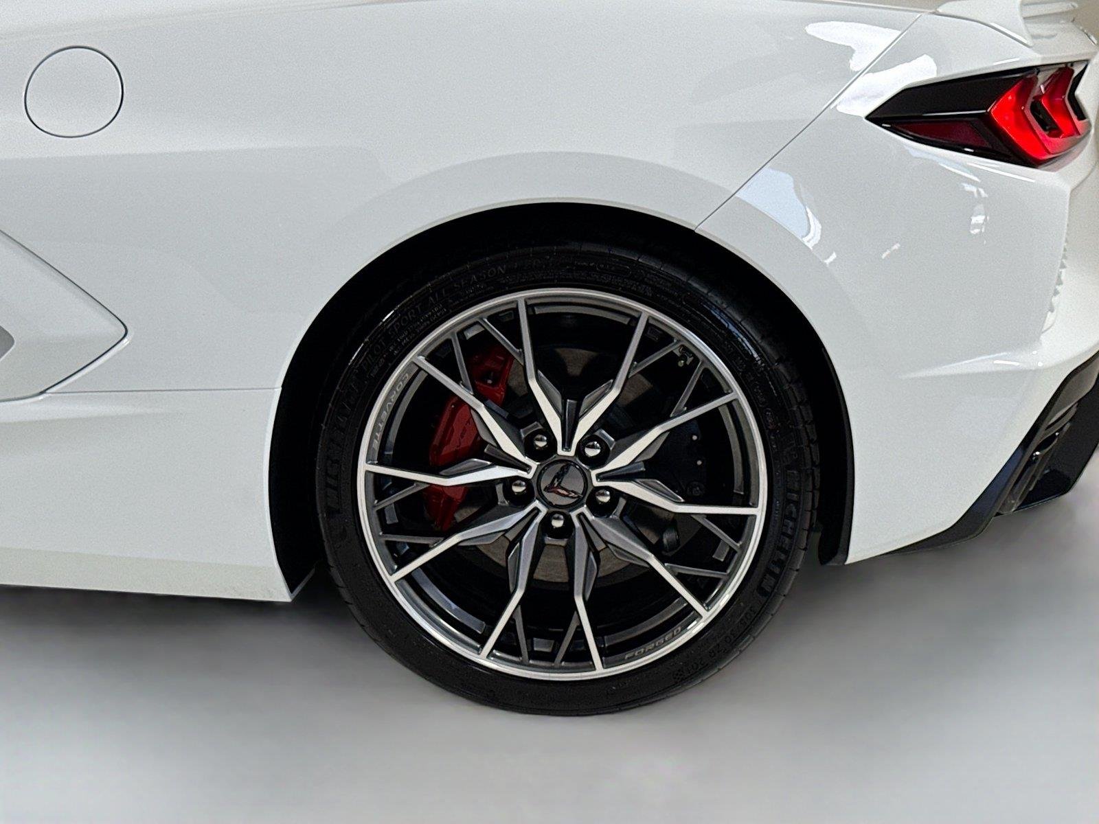 Used 2026 Arctic White Chevrolet 1LT | Performance Exhaust | Paint Matched Accents image 41