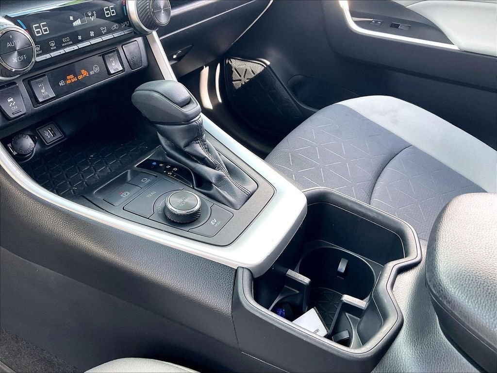 Used 2023 Silver Sky Metallic Toyota XLE image 19
