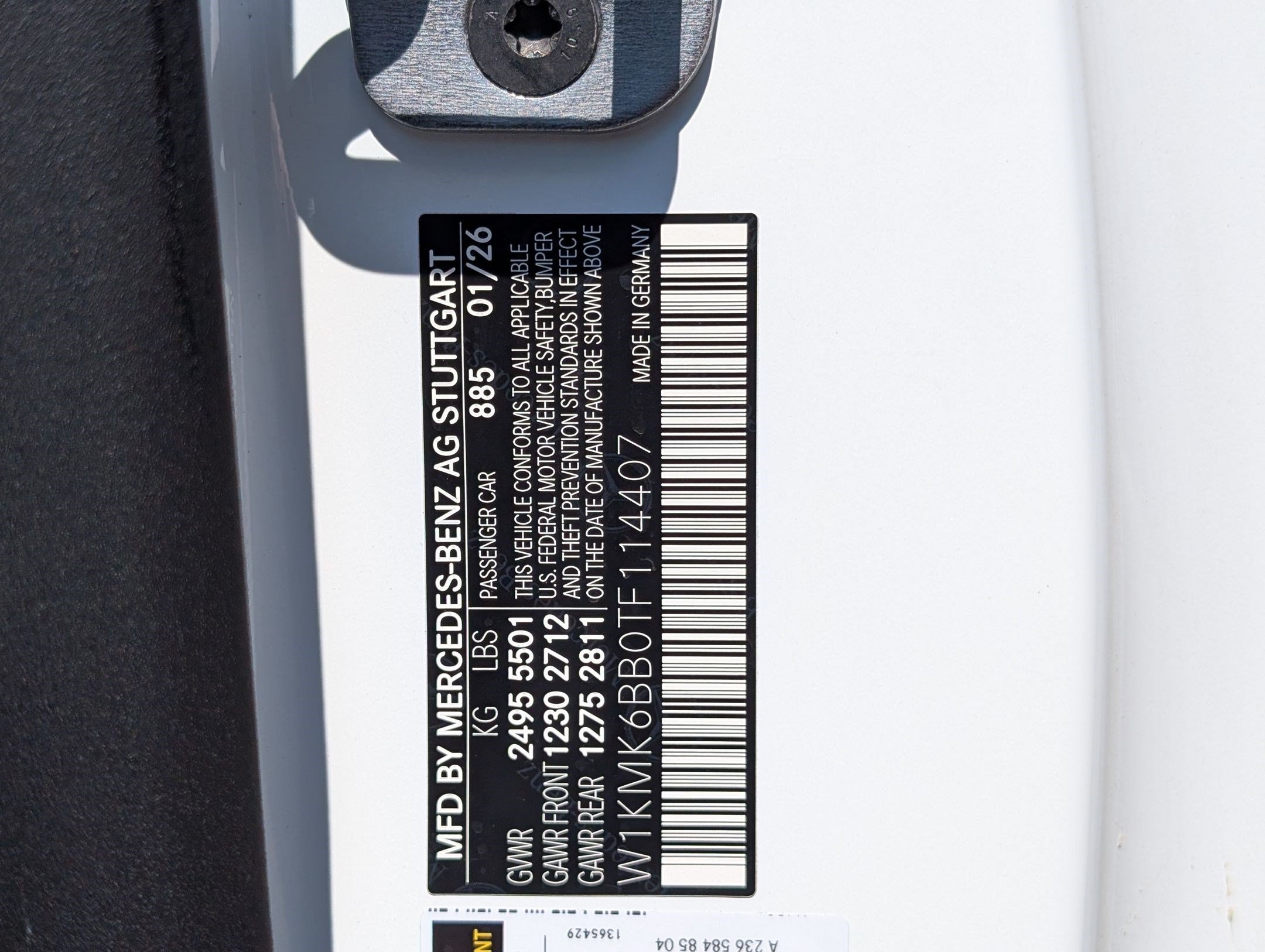 New 2026 MANUFAKTUR Moonlight White Metallic Mercedes-Benz CLE 450 image 16
