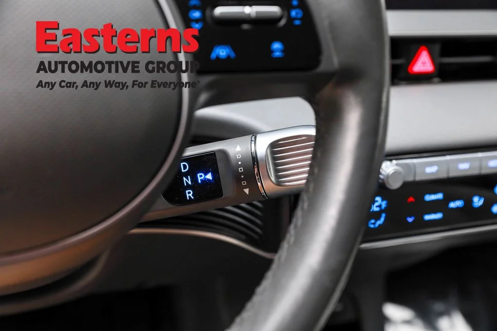 Used 2023 Gray Hyundai SEL image 13