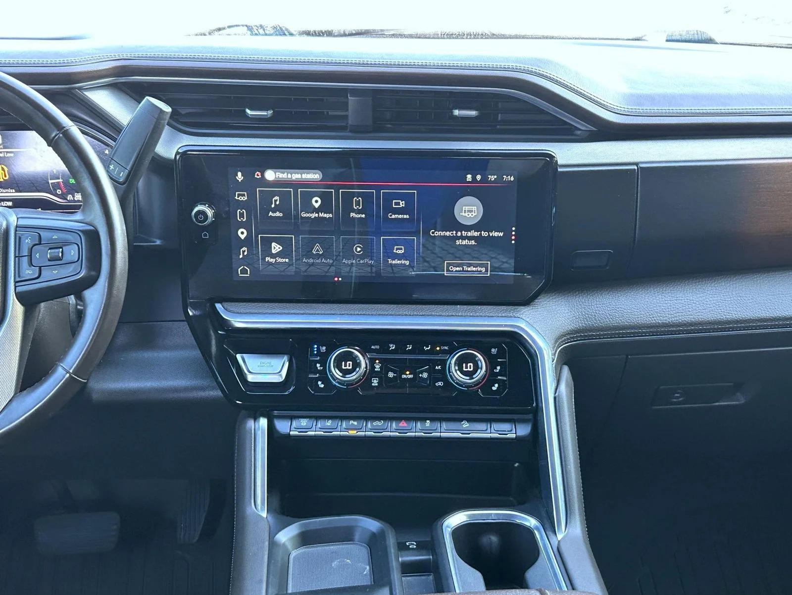 Used 2024 Red GMC Denali image 13