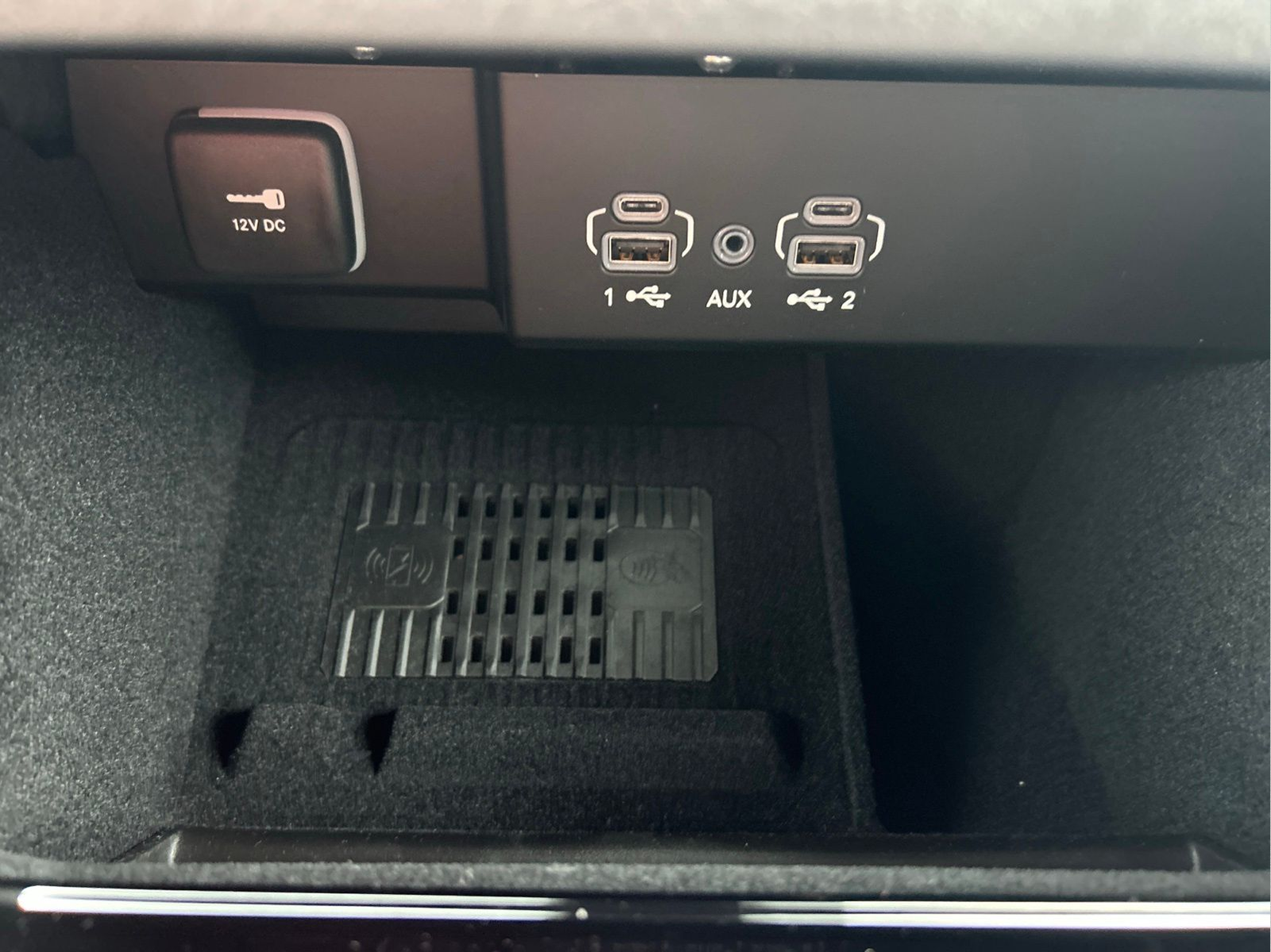 New 2026 Bright White Clearcoat Jeep Limited Altitude image 30