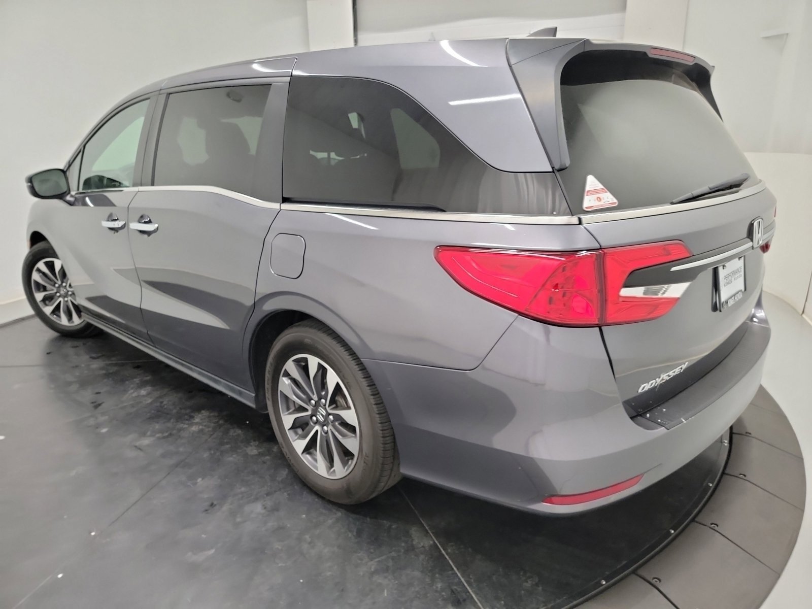 2024 Honda Odyssey EX-L - Photo 38
