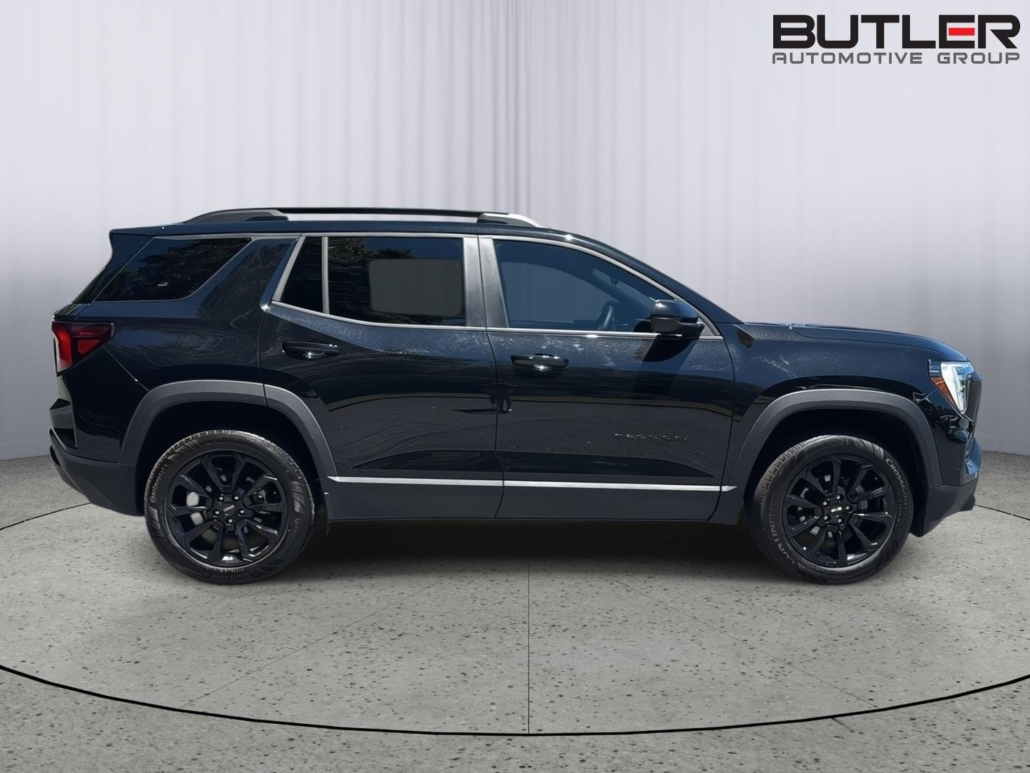 Used 2025 Ebony Twilight Metallic GMC AWD Elevation image 4
