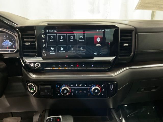 Used 2024 Silver GMC SLT image 17