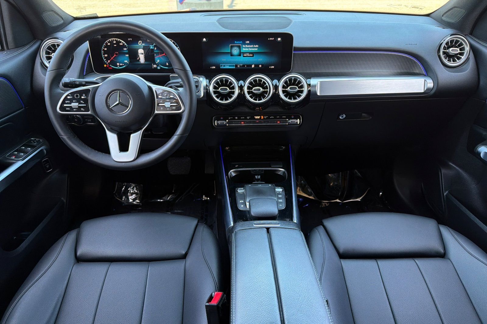 Used 2021 Gray Mercedes-Benz GLB 250 image 2