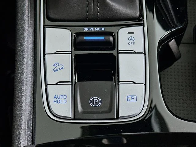 New 2026 Hyundai TUCSON XRT