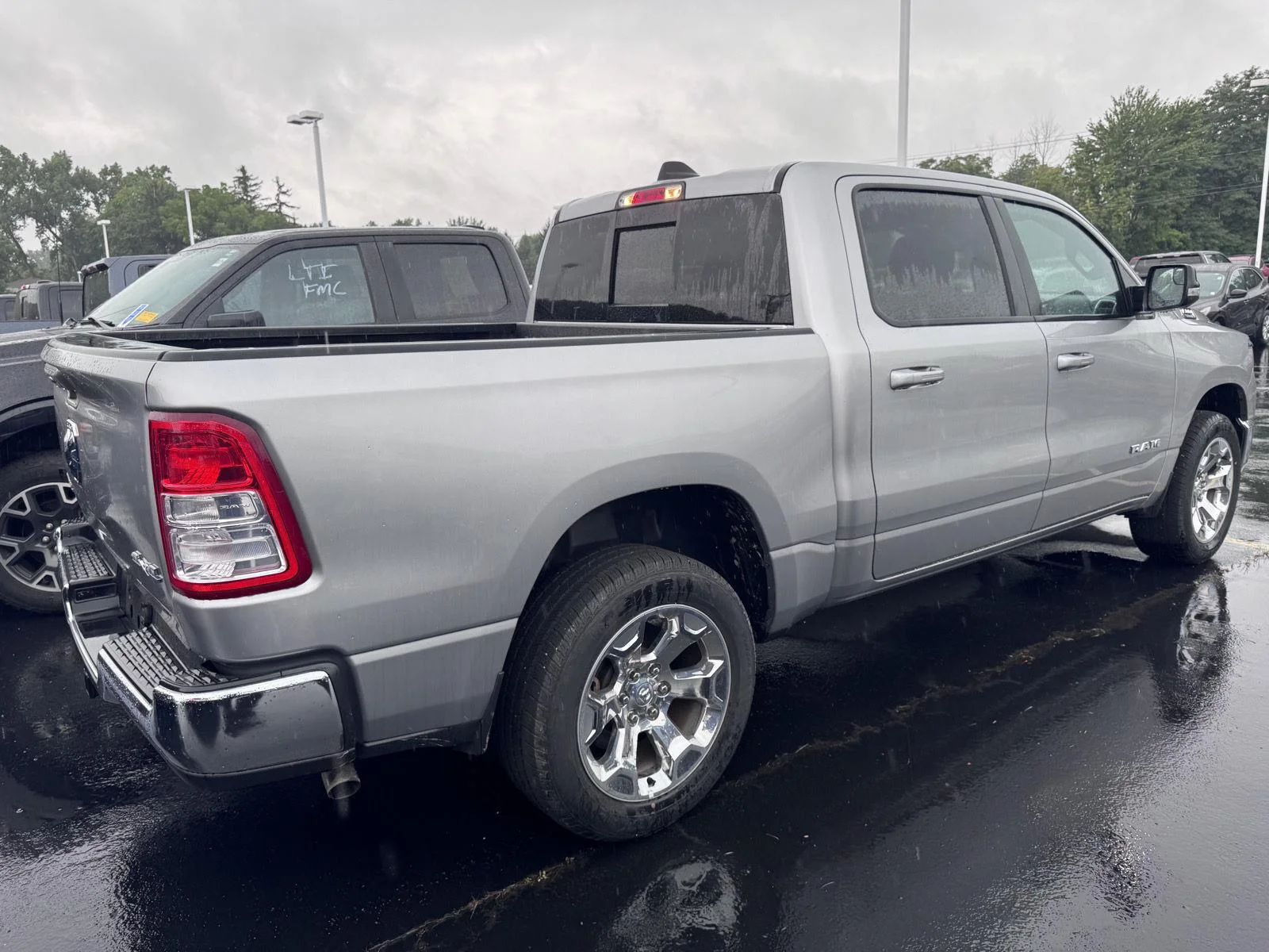 Used 2022 Billet Silver Metallic Clearcoat Ram Big Horn image 4