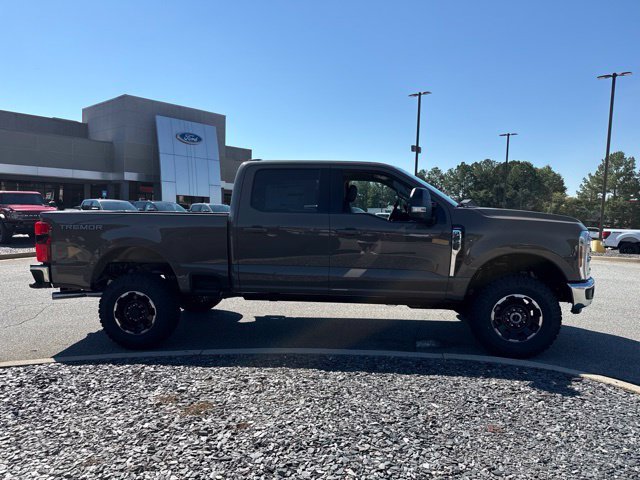 New 2027 Marsh Gray Metallic Ford Lariat image 9