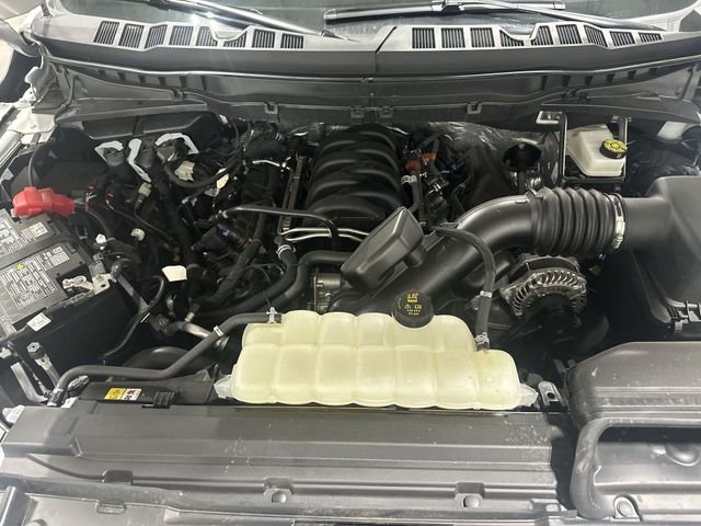 Used 2025 White Metallic Ford Tremor image 22