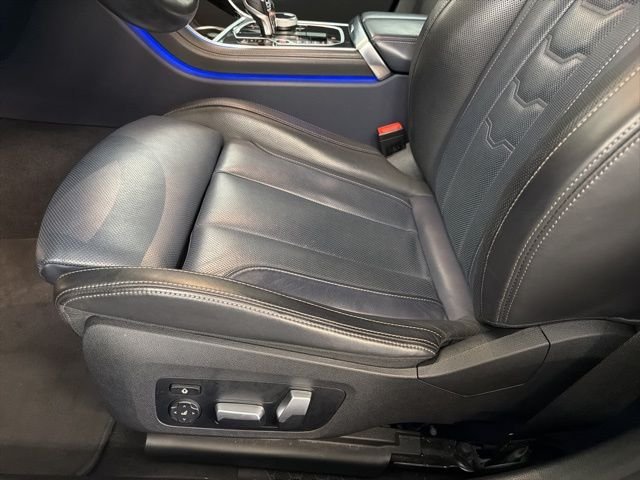 2023 BMW 8 Series M850i - Photo 10