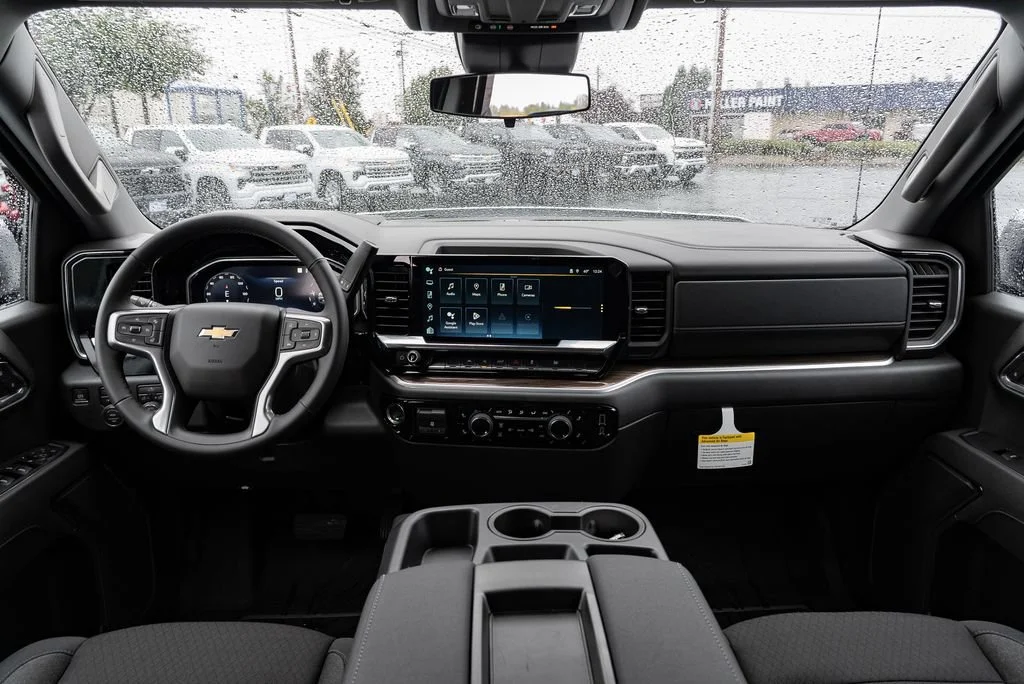 New 2026 Summit White Chevrolet LT image 9
