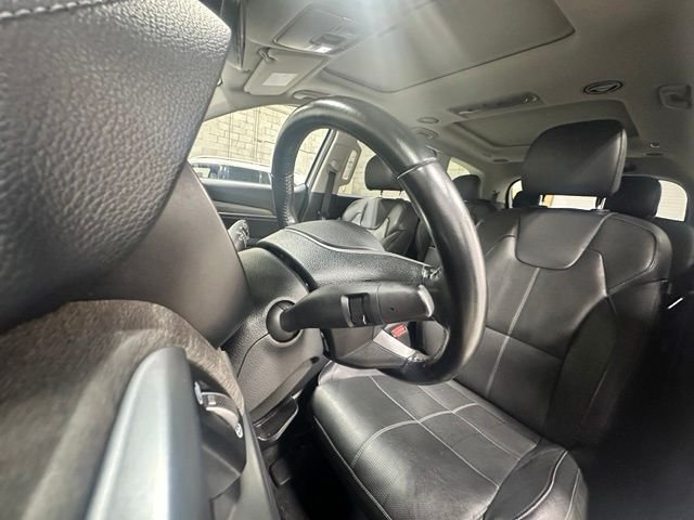 Used 2022 White Pearl Kia SX image 14