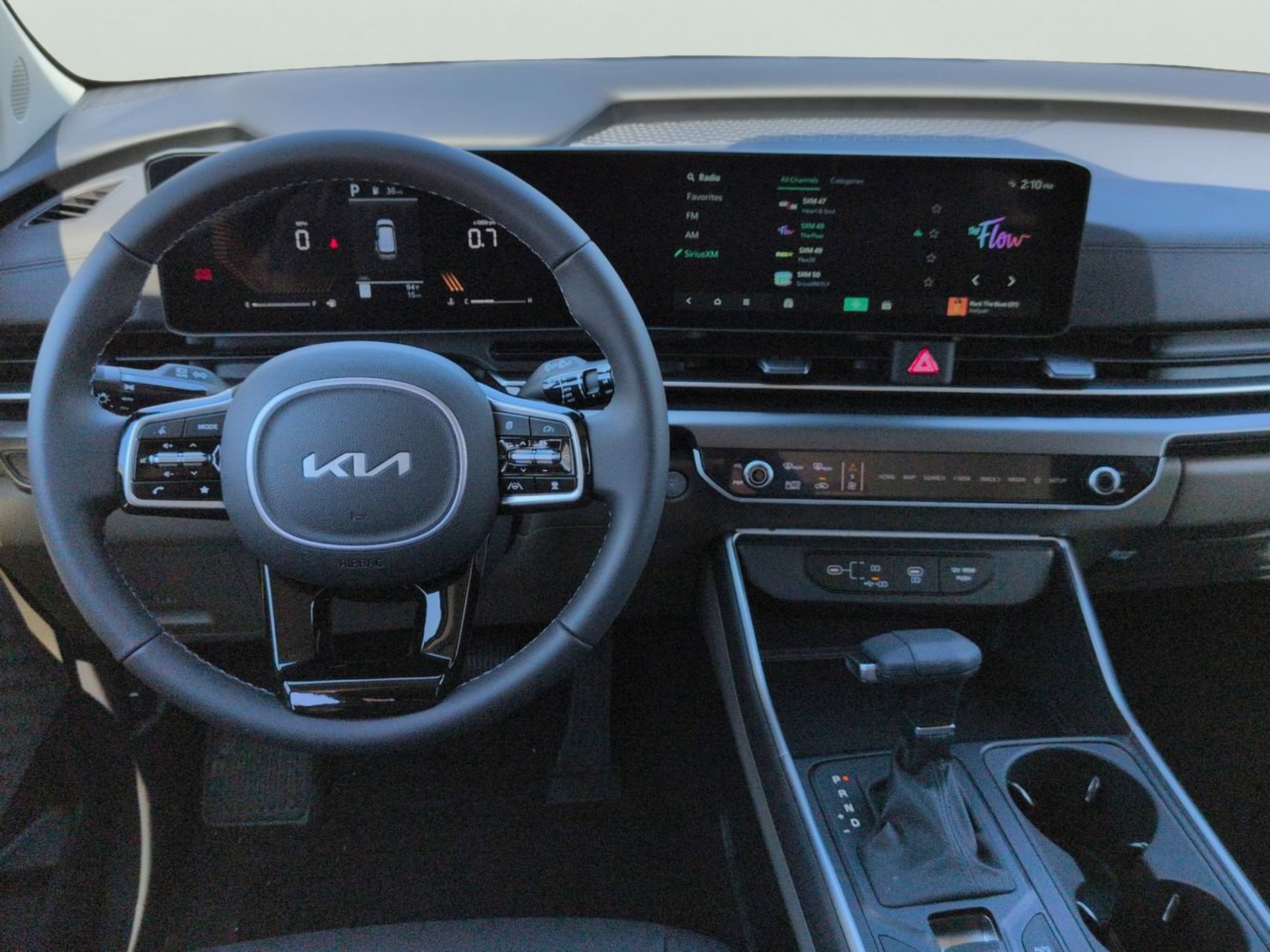 New 2026 Snow White Pearl Kia LXS image 61