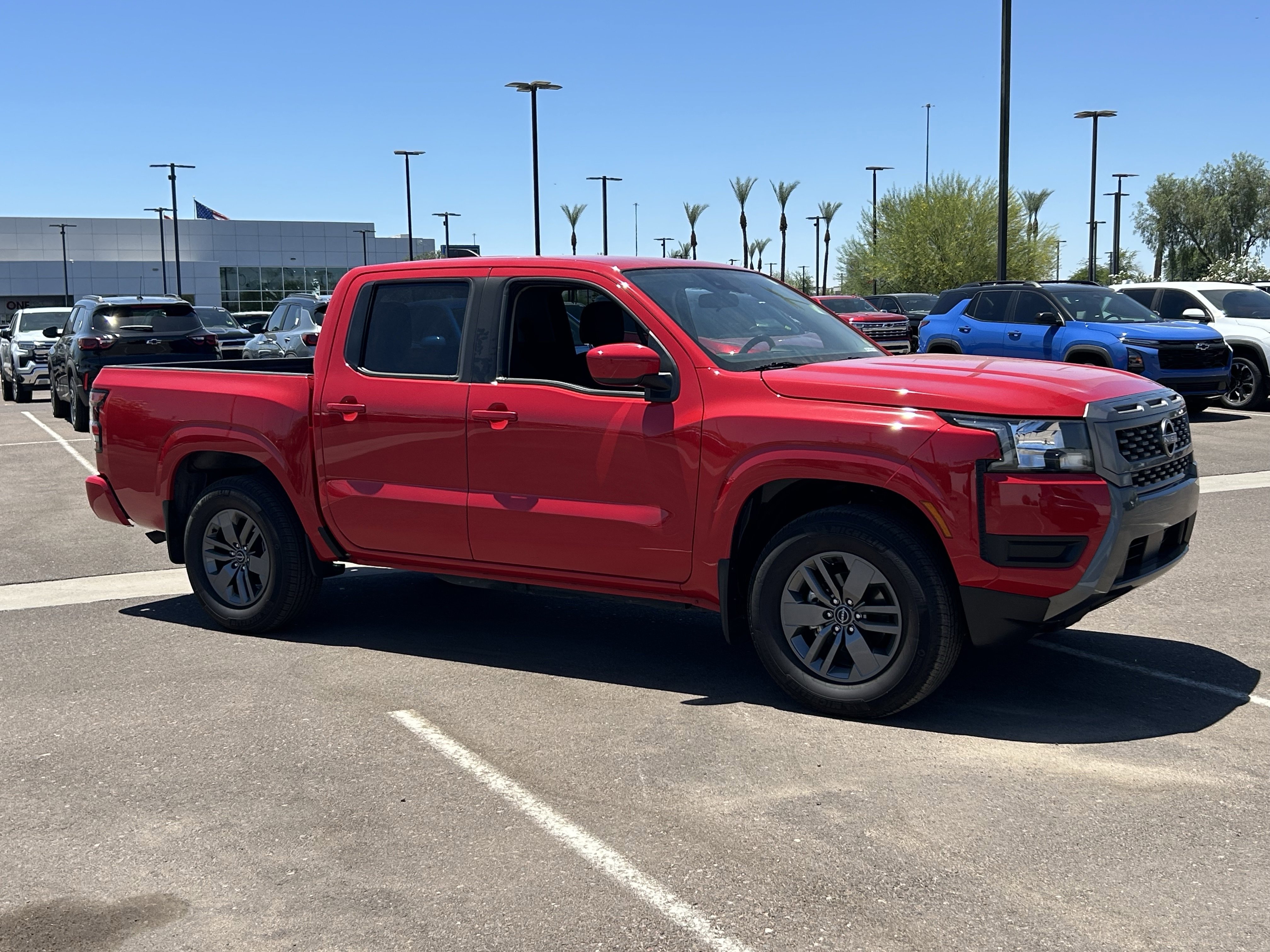 2025 Nissan Frontier SV - Photo 7