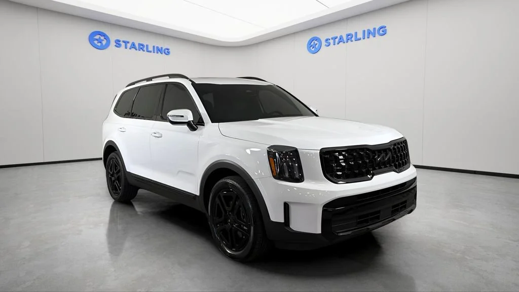 Used 2025 White Kia EX X-Line image 13