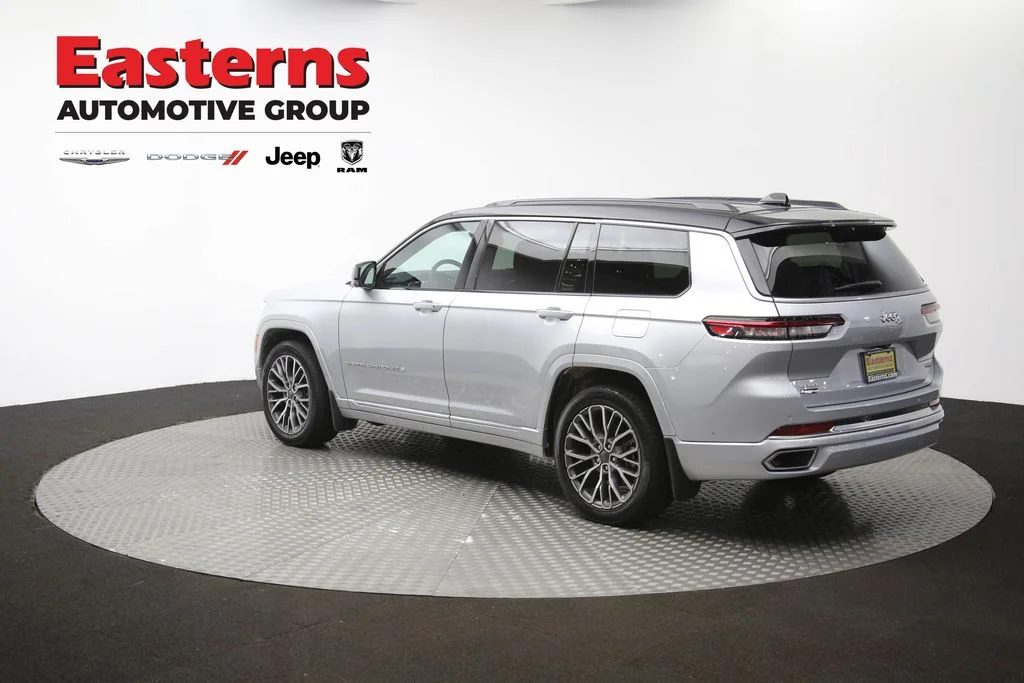 Used 2024 Silver Jeep Summit image 68