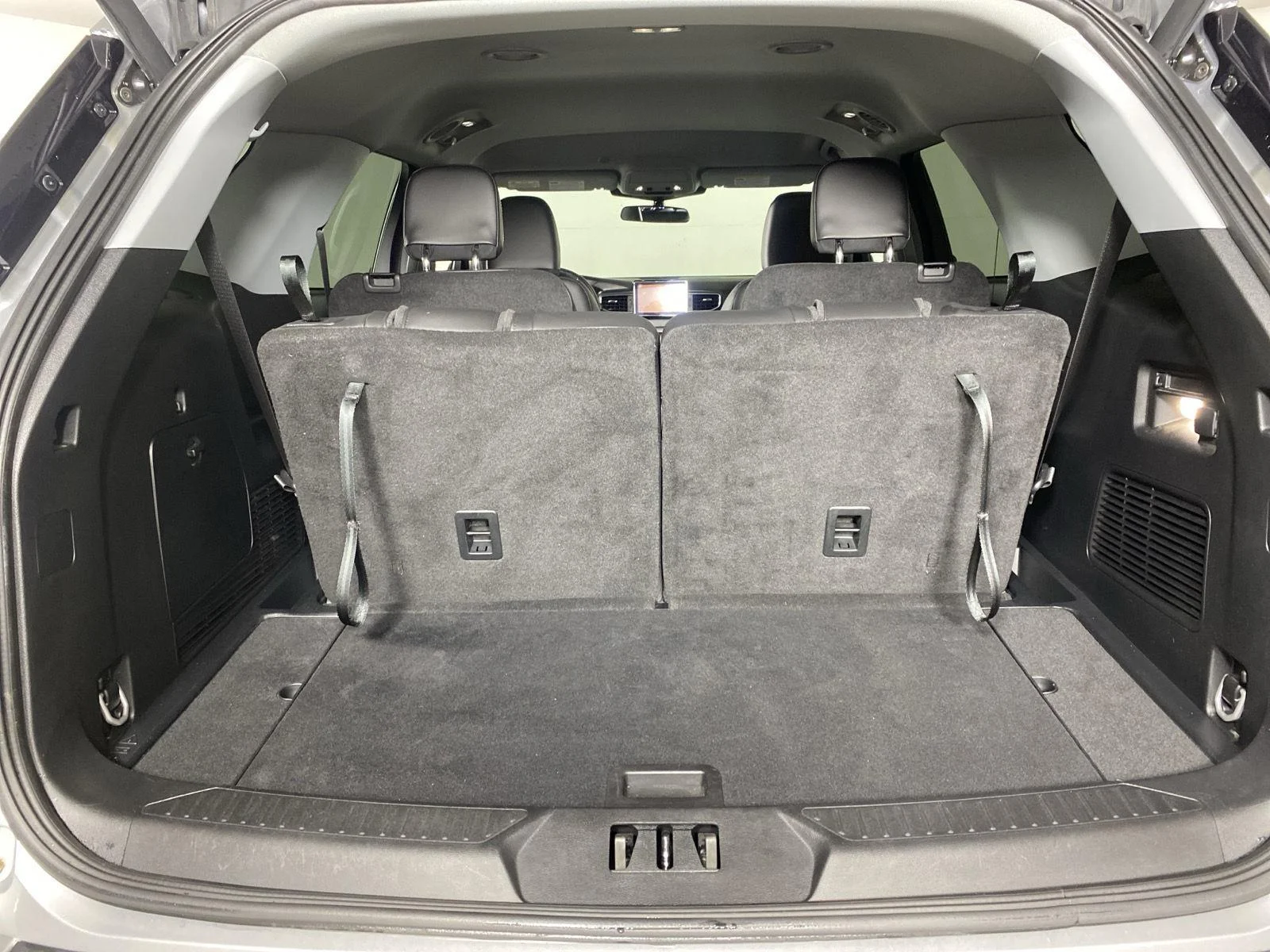 Used 2023 Iconic Silver Ford XLT image 26