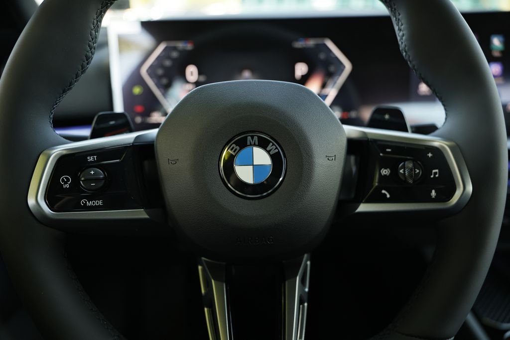 New 2027 Brooklyn Grey Metallic BMW 530i xDrive image 34