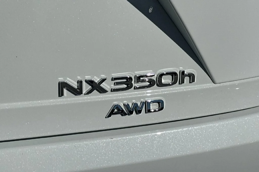 Certified Used 2026 White Lexus 350h Luxury image 35