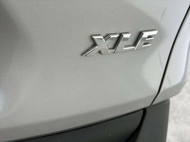 2024 Toyota RAV4 XLE Premium - Photo 10