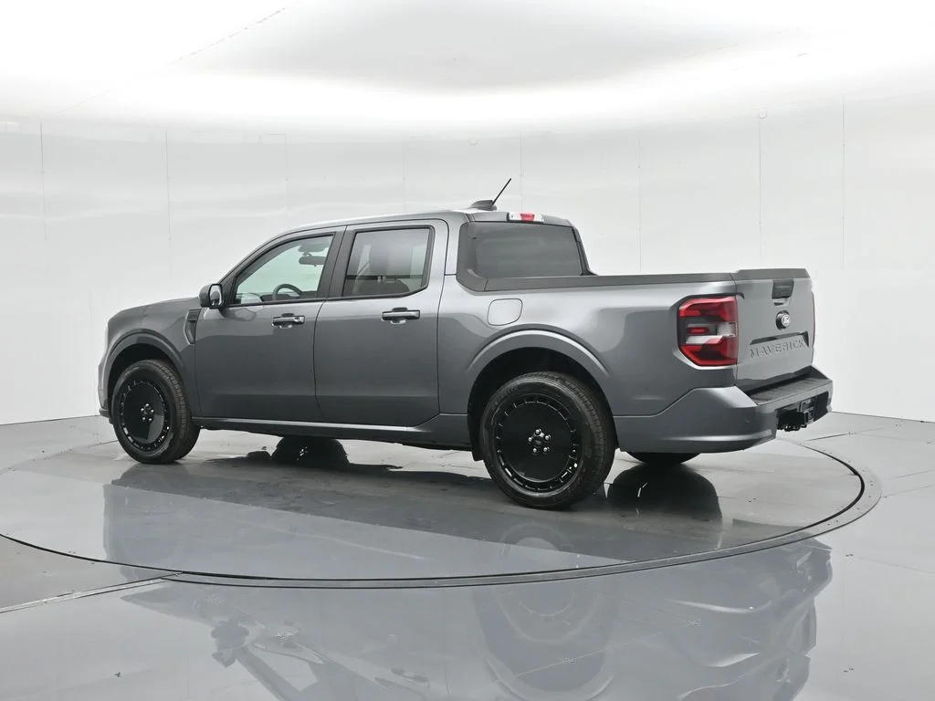 New 2025 Carbonized Gray Metallic Ford Lobo Standard image 6