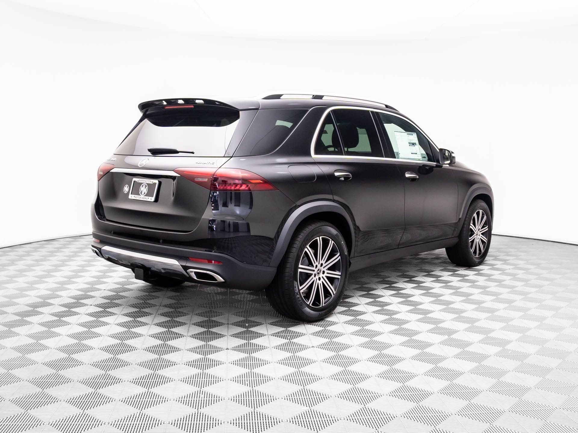 New 2026 Obsidian Black Metallic Mercedes-Benz GLE 350 image 41