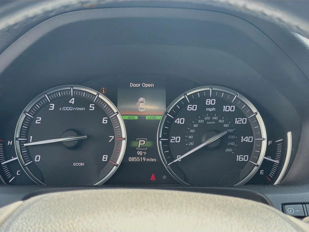 Used 2018  Acura 2.4L image 12