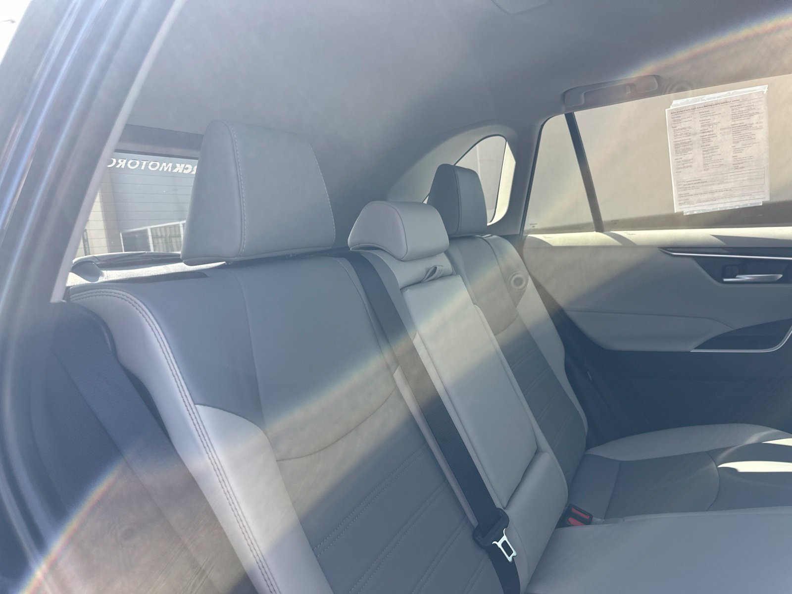 Used 2025 Blue Toyota XLE Premium image 33