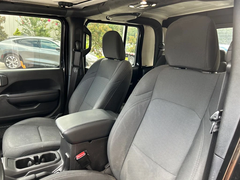 Used 2021 Black Jeep Willys image 9