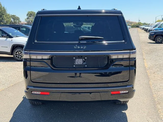 New 2026 High Gloss Black Jeep Limited Altitude image 7