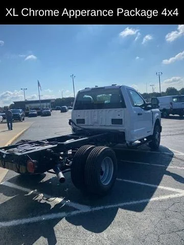 2026 Ford F-350 Super Duty Chassis Cab XL - Photo 8