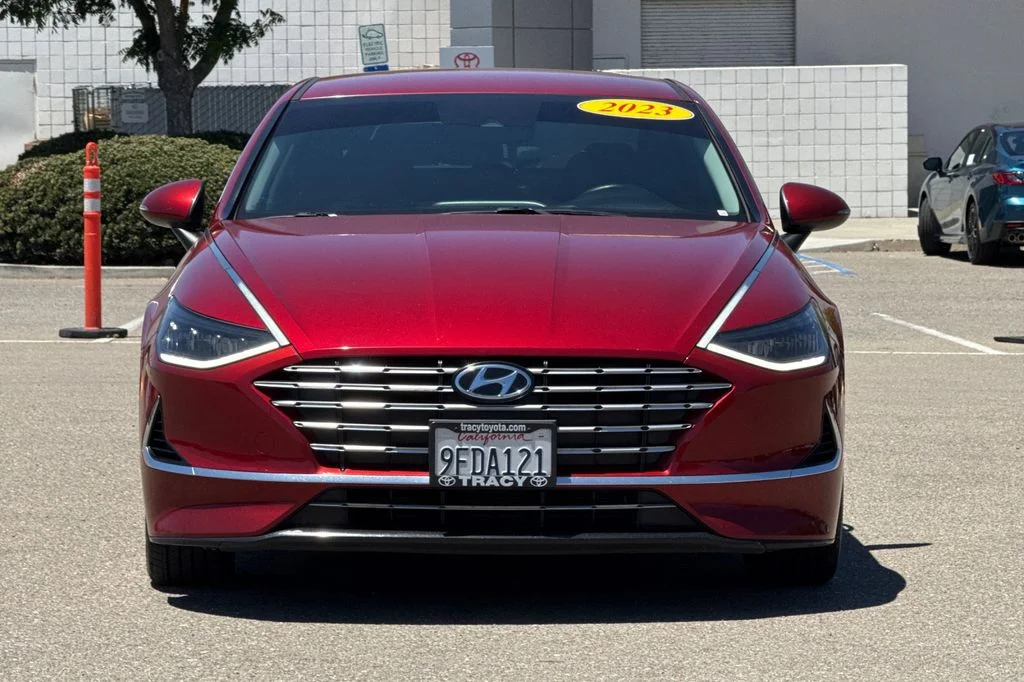 Used 2023 Red Hyundai SEL image 12