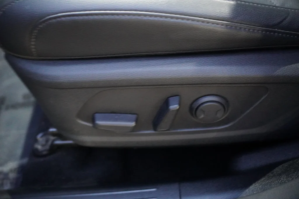 Used 2024 Gravity Gray Kia X-Line image 24