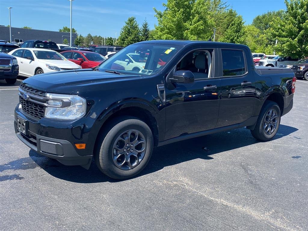 Used 2024 Shadow Black Ford XLT image 6